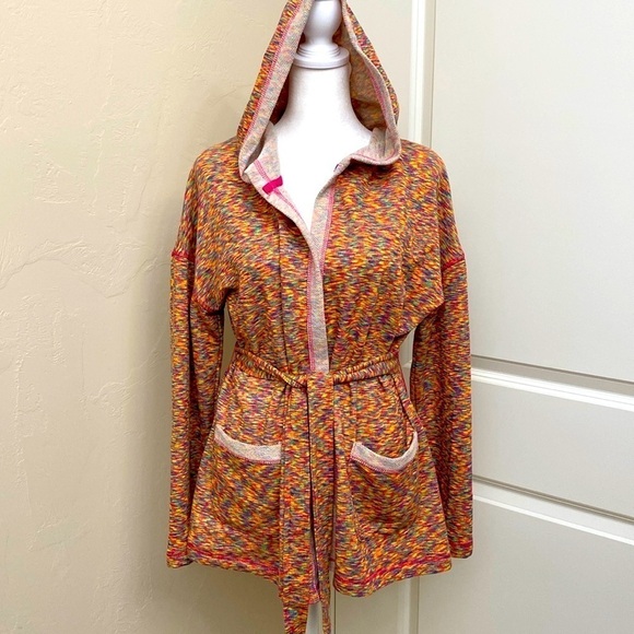 Onque Casuals Tops - Onque Casuals hoodie Jacket Women’s belted pockets Yoga Beach workout Fall L